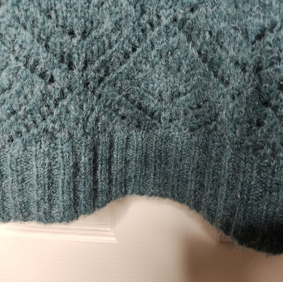American Eagle knit Sweater Emerald Green Small - Picture 6 of 6